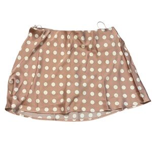 Things Between, Polka Dot Skort, NWOT, Size Medium, Silky Skort